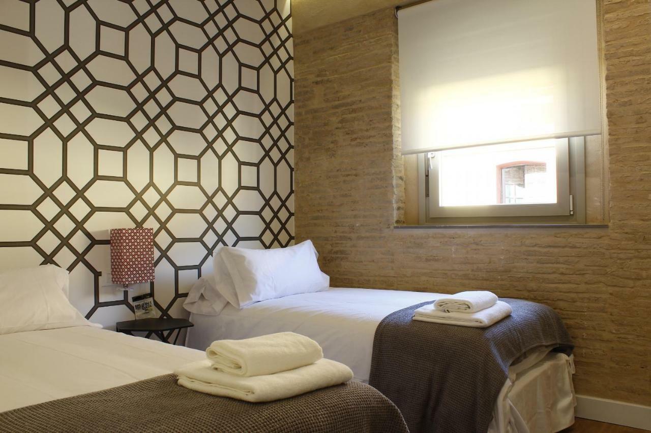 Apartamentos Rg Suites Jardines De Murillo 세비야 외부 사진
