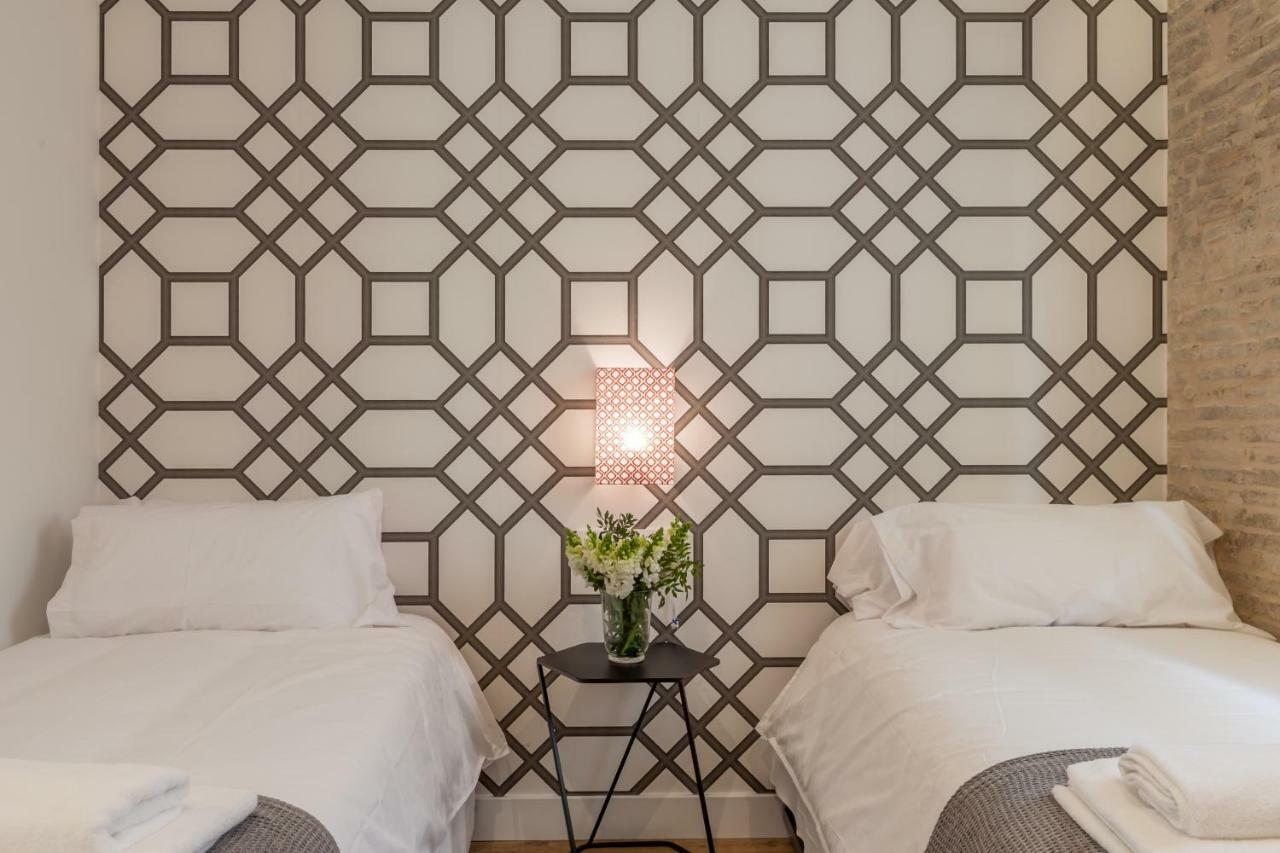 Apartamentos Rg Suites Jardines De Murillo 세비야 외부 사진